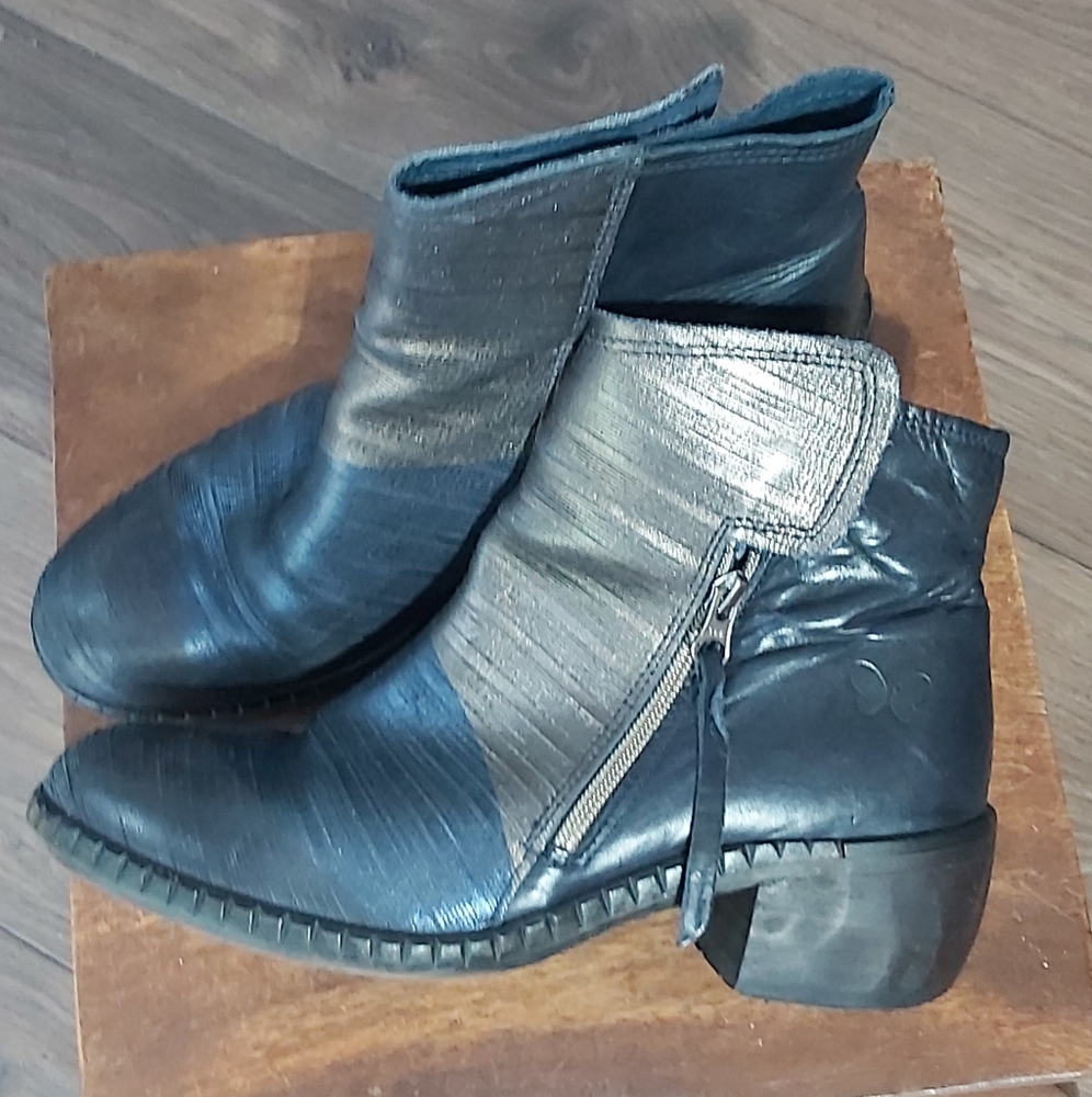 Felmini Lacebark Irredecent Boots